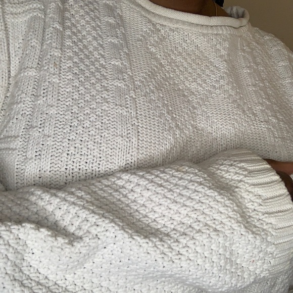 White winter sweater - Picture 4 of 4